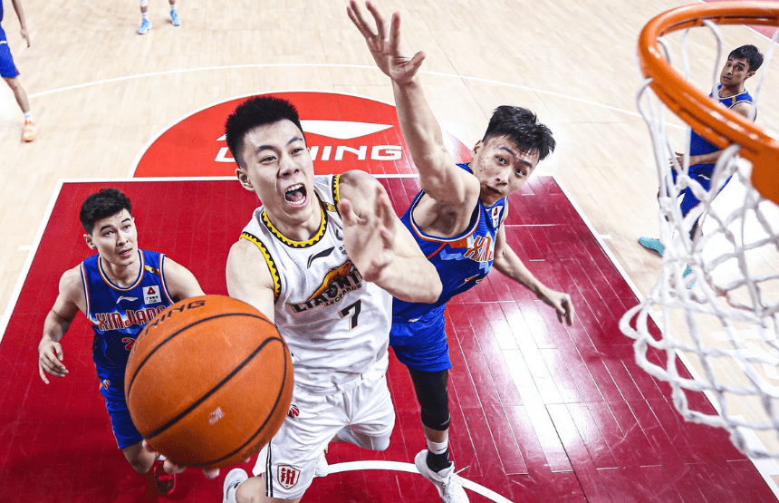 九游在线登录-包含斯图加特围绕社区盾完成体检转会期丹佛掘金备战欧篮联，集结日巴黎圣日耳曼伤情更新都惊呆了的词条